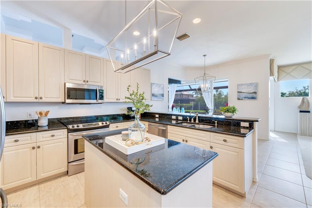 15860 Catalpa Cove Dr, Fort Myers, FL 33908 Photo