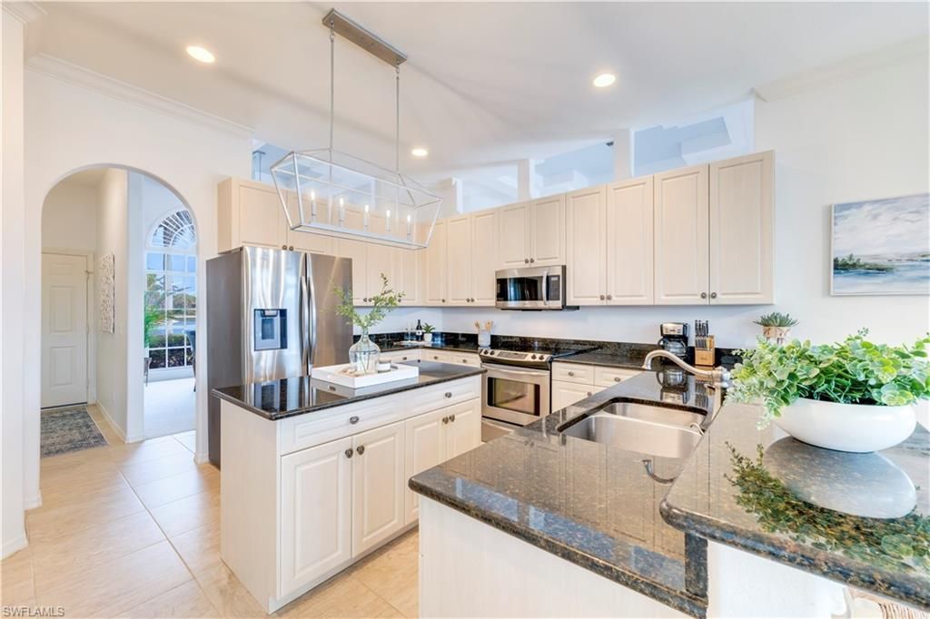 15860 Catalpa Cove Dr, Fort Myers, FL 33908 Photo