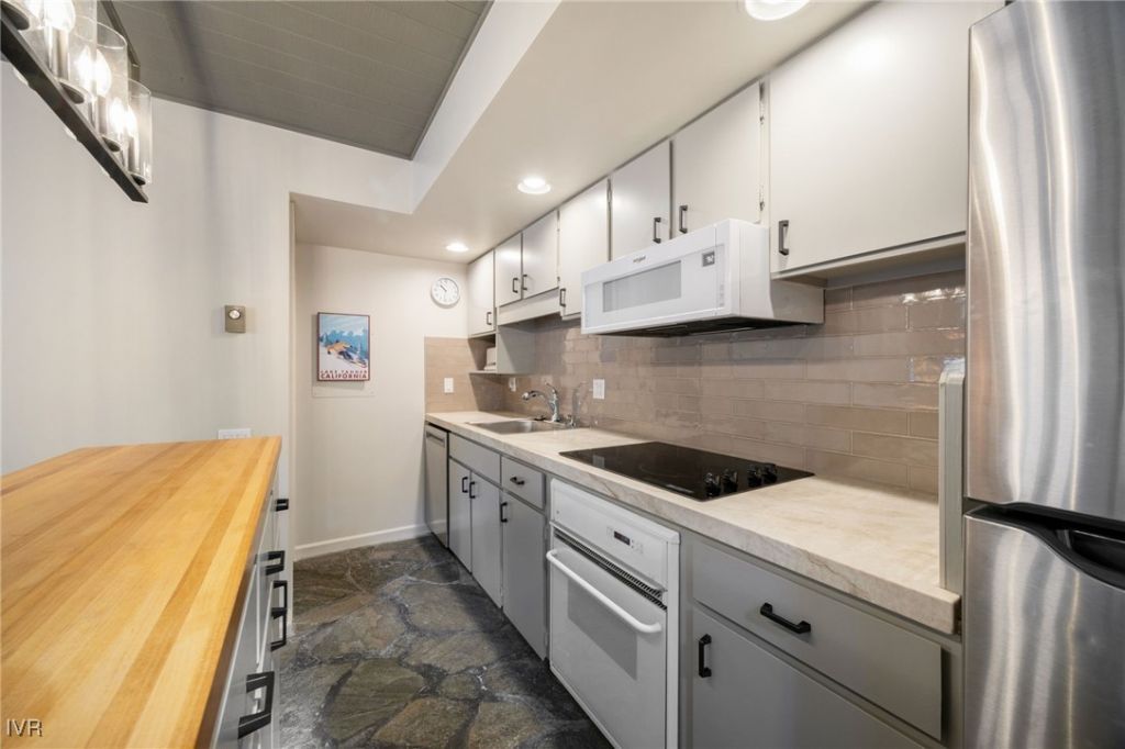 123 Juanita Drive, Unit 5, Incline Village, NV 89451 Photo