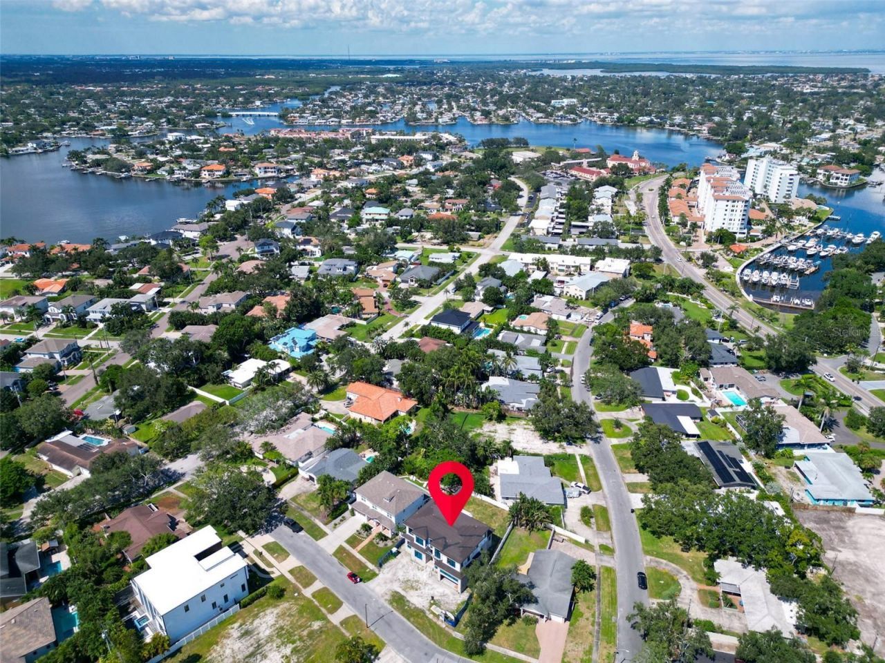 609 Alda Way Ne, Saint Petersburg, FL 33704 Photo