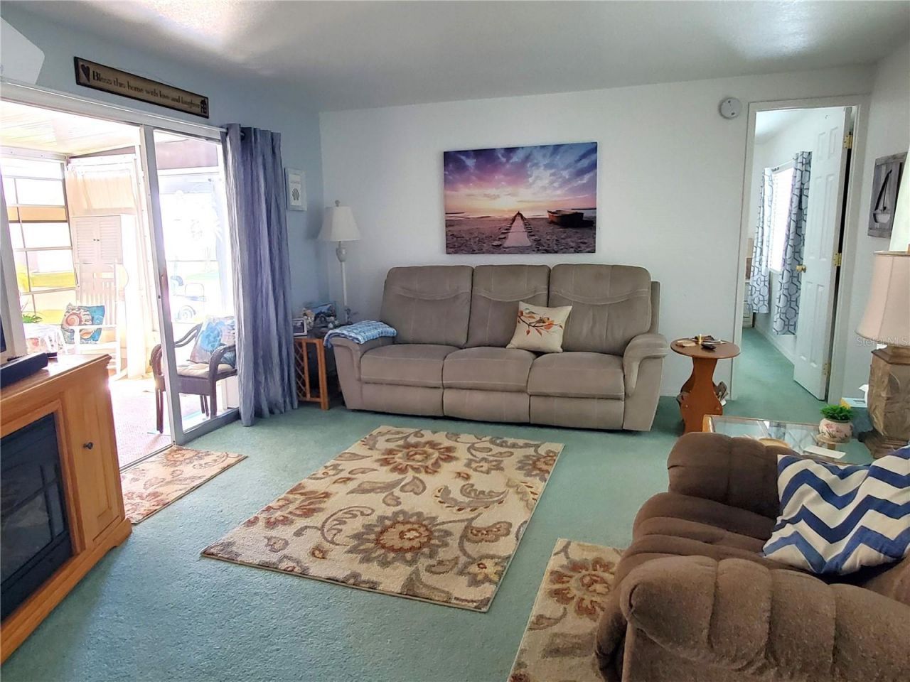 176 W Manatee Loop, Punta Gorda, FL 33950 Photo