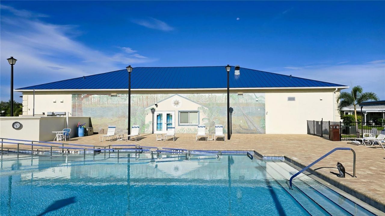 176 W Manatee Loop, Punta Gorda, FL 33950 Photo