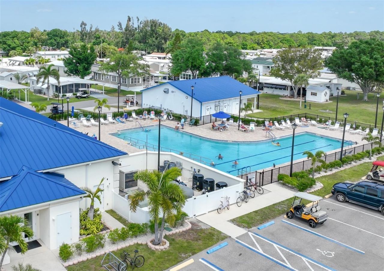 176 W Manatee Loop, Punta Gorda, FL 33950 Photo