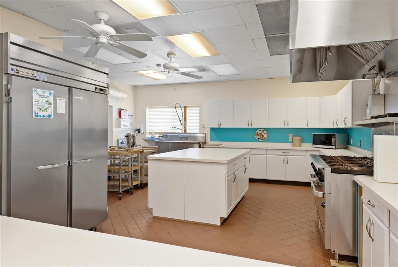 176 W Manatee Loop, Punta Gorda, FL 33950 Photo