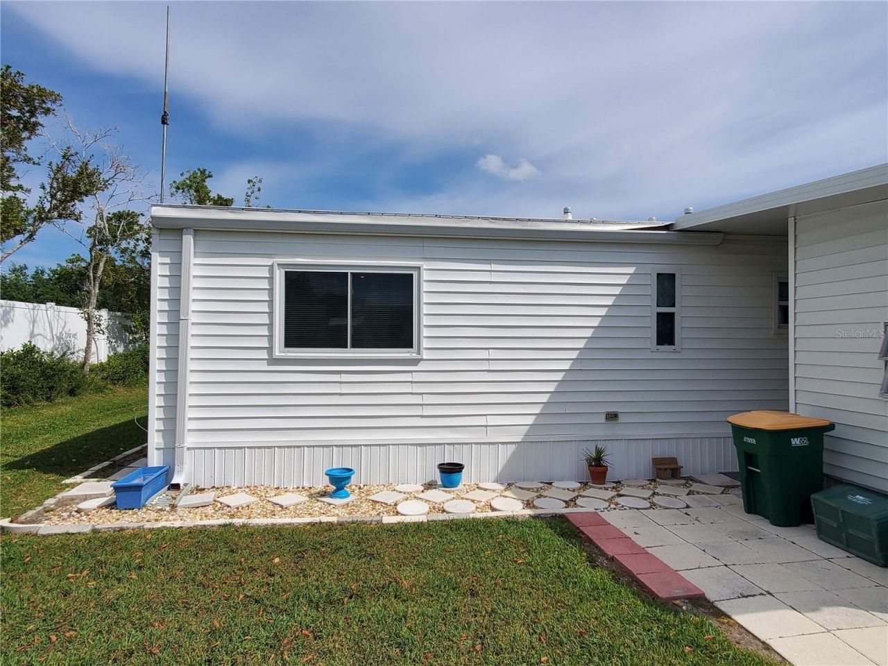 176 W Manatee Loop, Punta Gorda, FL 33950 Photo