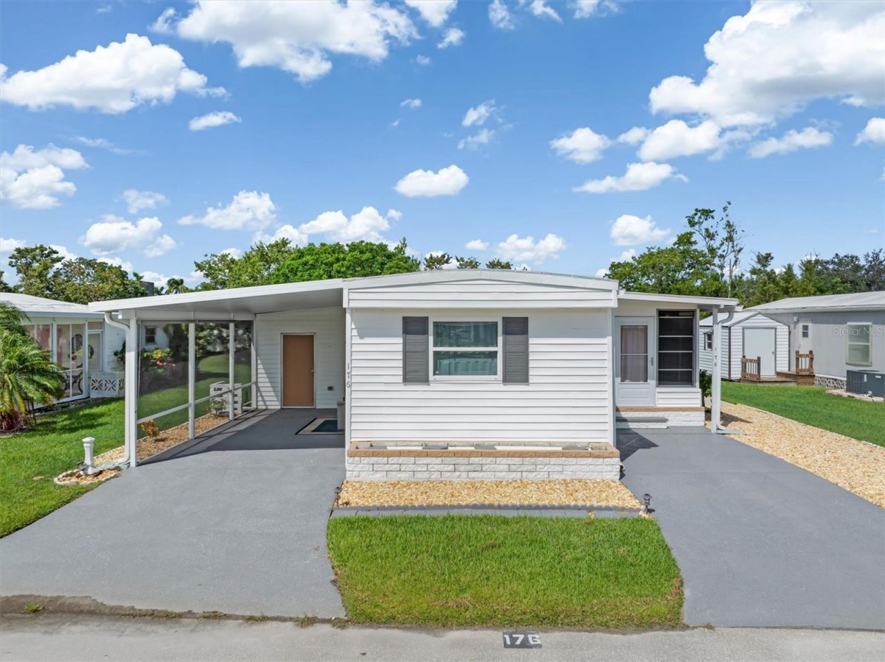 176 W Manatee Loop, Punta Gorda, FL 33950 Photo