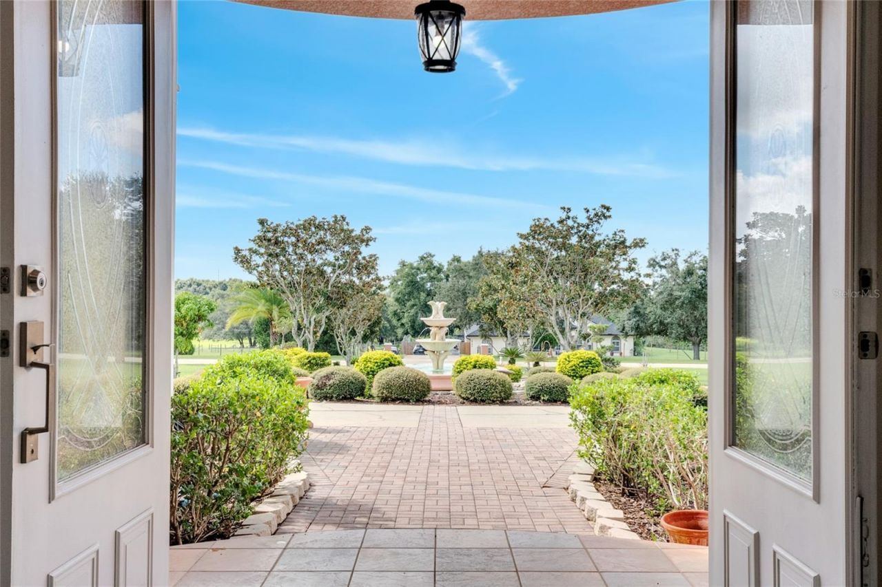 18147 Coralwood Lane, Groveland, FL 34736 Photo