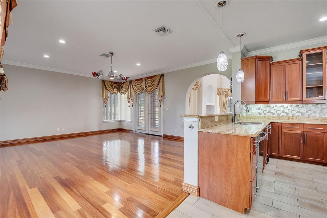 18147 Coralwood Lane, Groveland, FL 34736 Photo