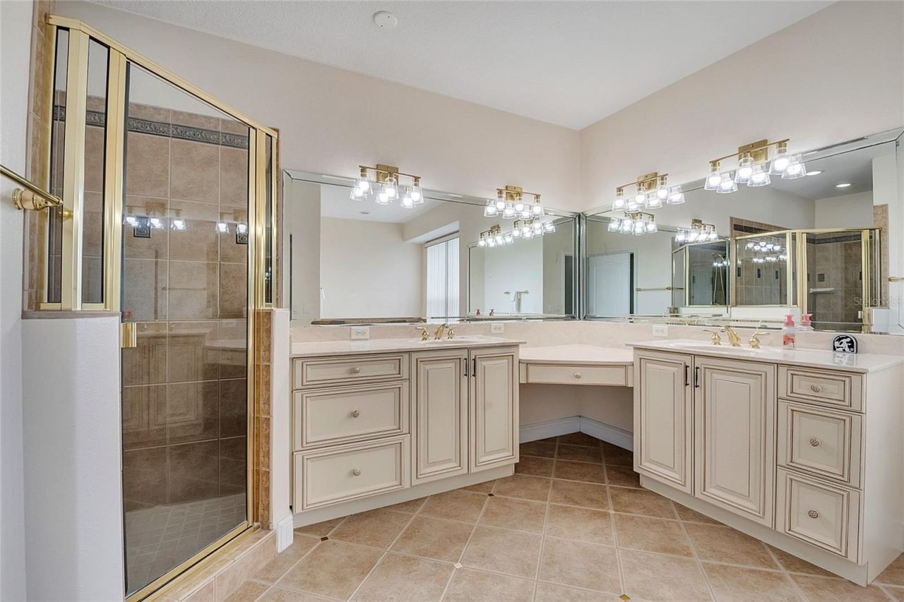 18147 Coralwood Lane, Groveland, FL 34736 Photo