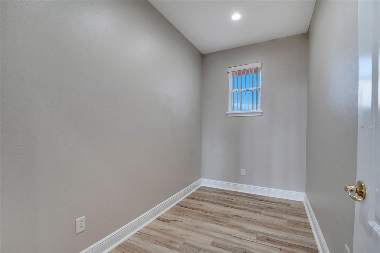 18147 Coralwood Lane, Groveland, FL 34736 Photo