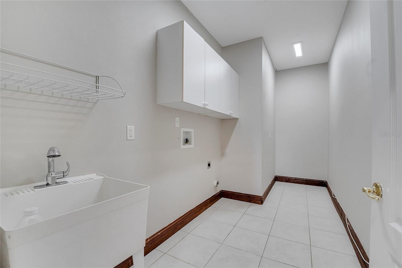 18147 Coralwood Lane, Groveland, FL 34736 Photo