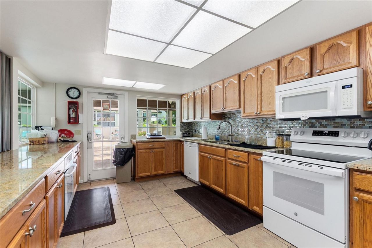 2715 72nd Street Court W, Bradenton, FL 34209 Photo