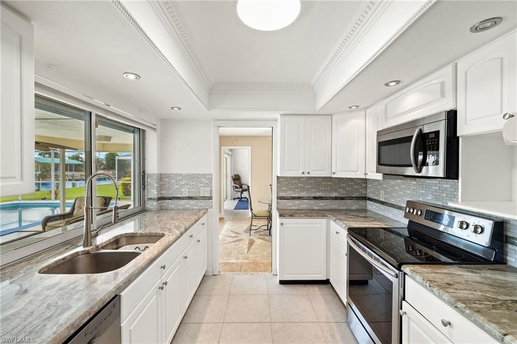 1740 Savona Pkwy, Cape Coral, FL 33904 Photo