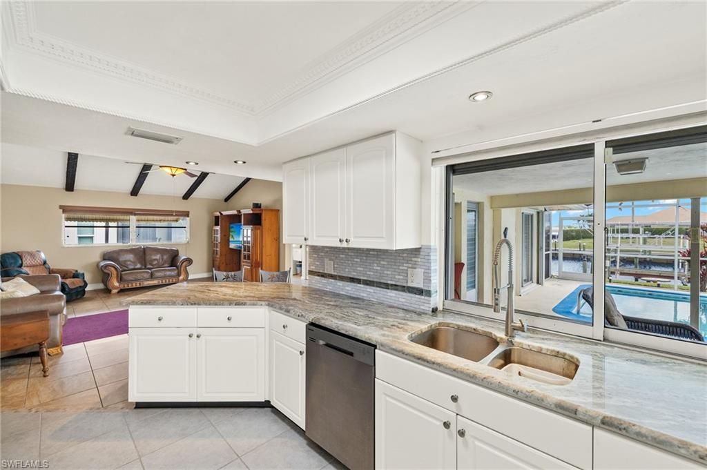 1740 Savona Pkwy, Cape Coral, FL 33904 Photo