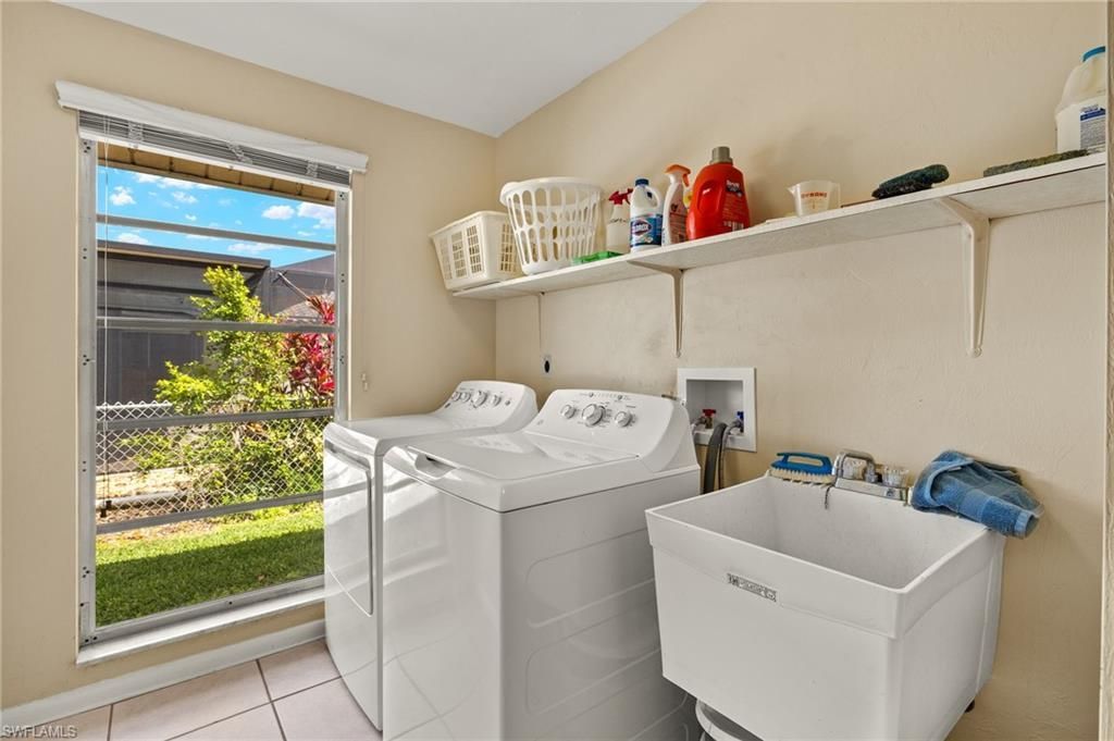 1740 Savona Pkwy, Cape Coral, FL 33904 Photo