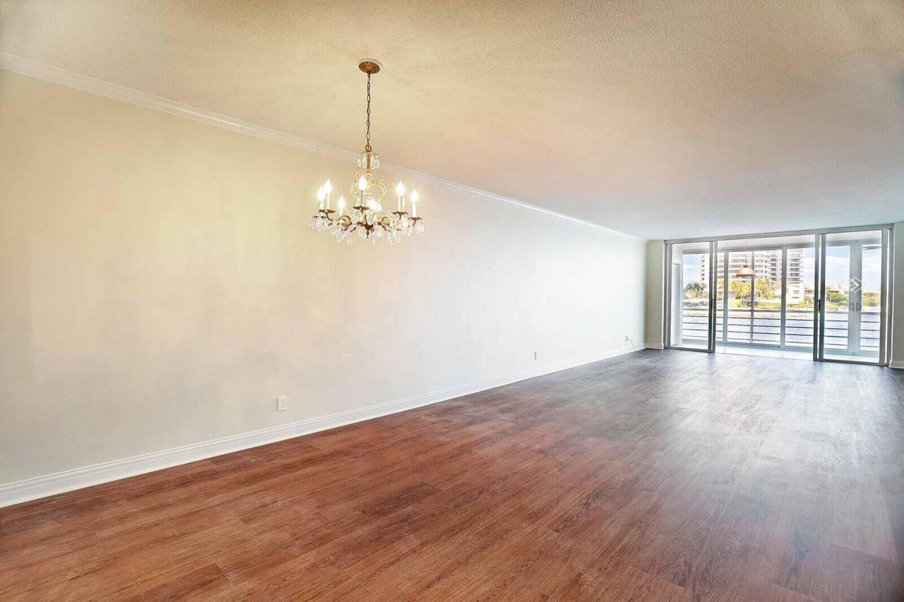 44 Yacht Club Drive, Unit 212, North Palm Beach, FL 33408 Photo