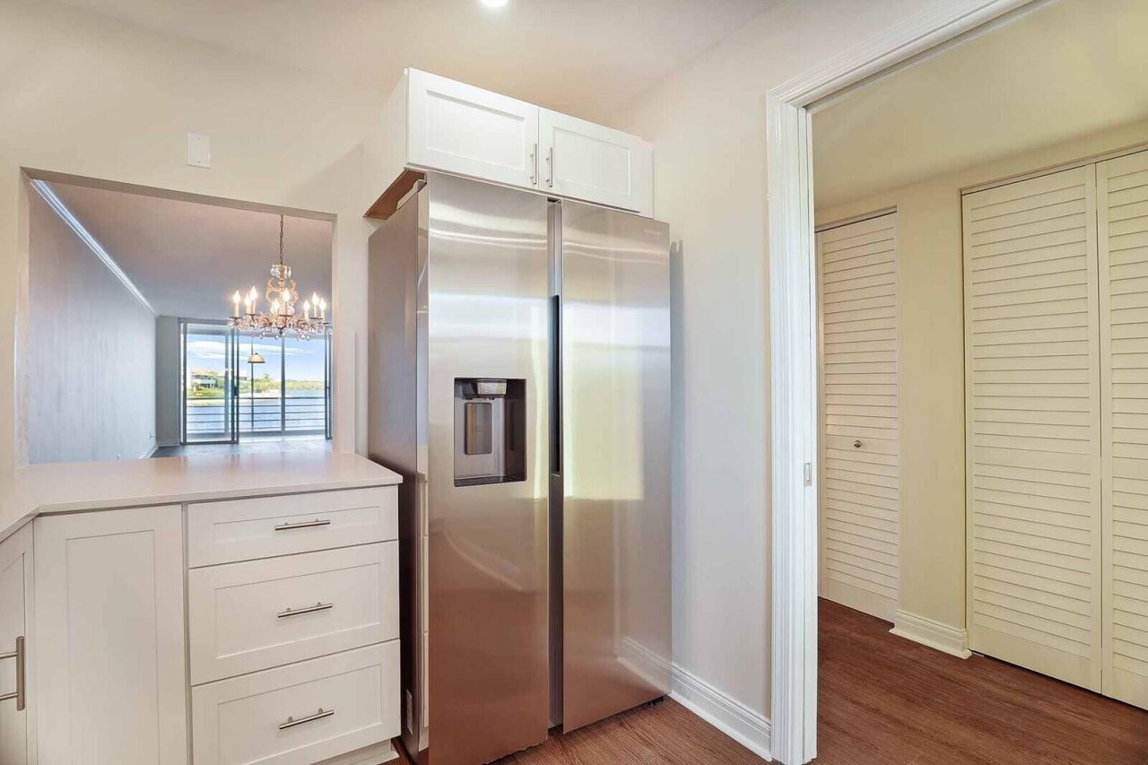 44 Yacht Club Drive, Unit 212, North Palm Beach, FL 33408 Photo