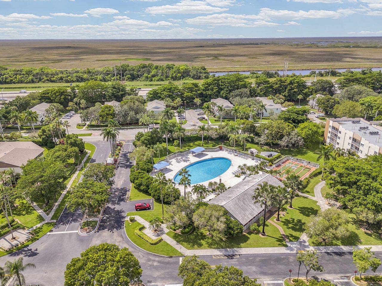 7562 Trent Drive, Unit 306, Tamarac, FL 33321 Photo