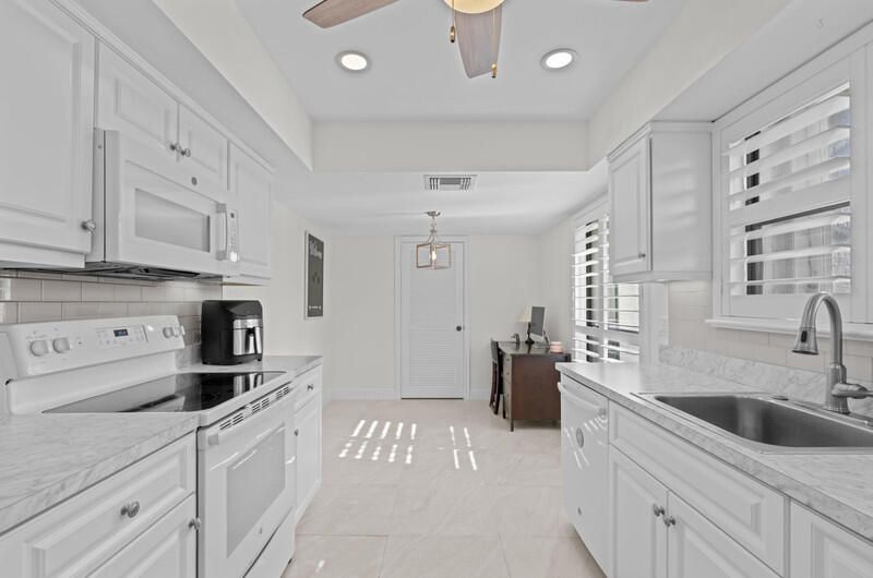 702 Wingfoot Drive, Unit D, Jupiter, FL 33458 Photo