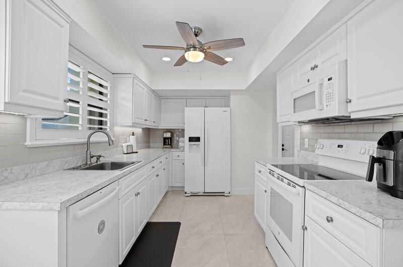 702 Wingfoot Drive, Unit D, Jupiter, FL 33458 Photo