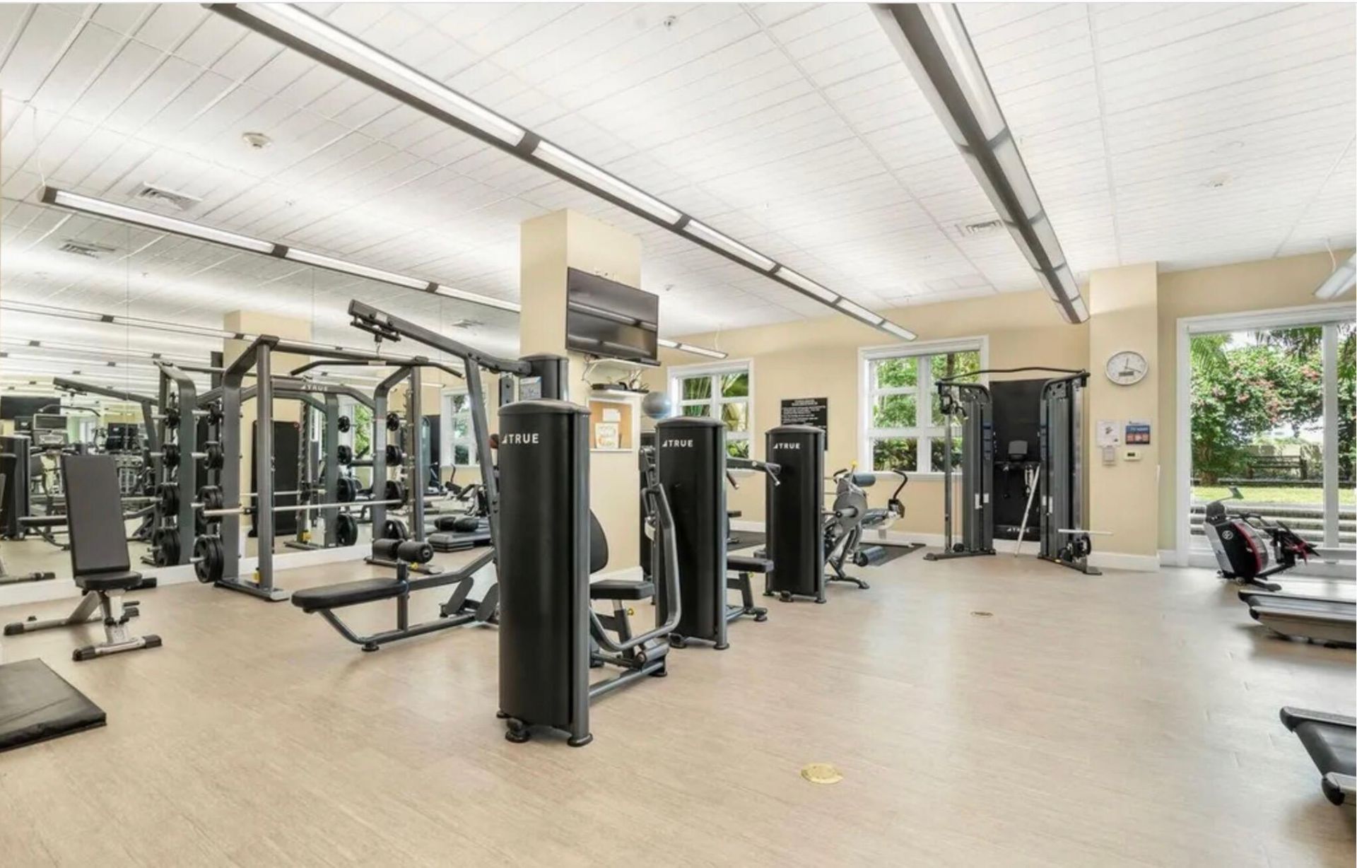 403 S Sapodilla Avenue, Unit 604, West Palm Beach, FL 33401 Photo