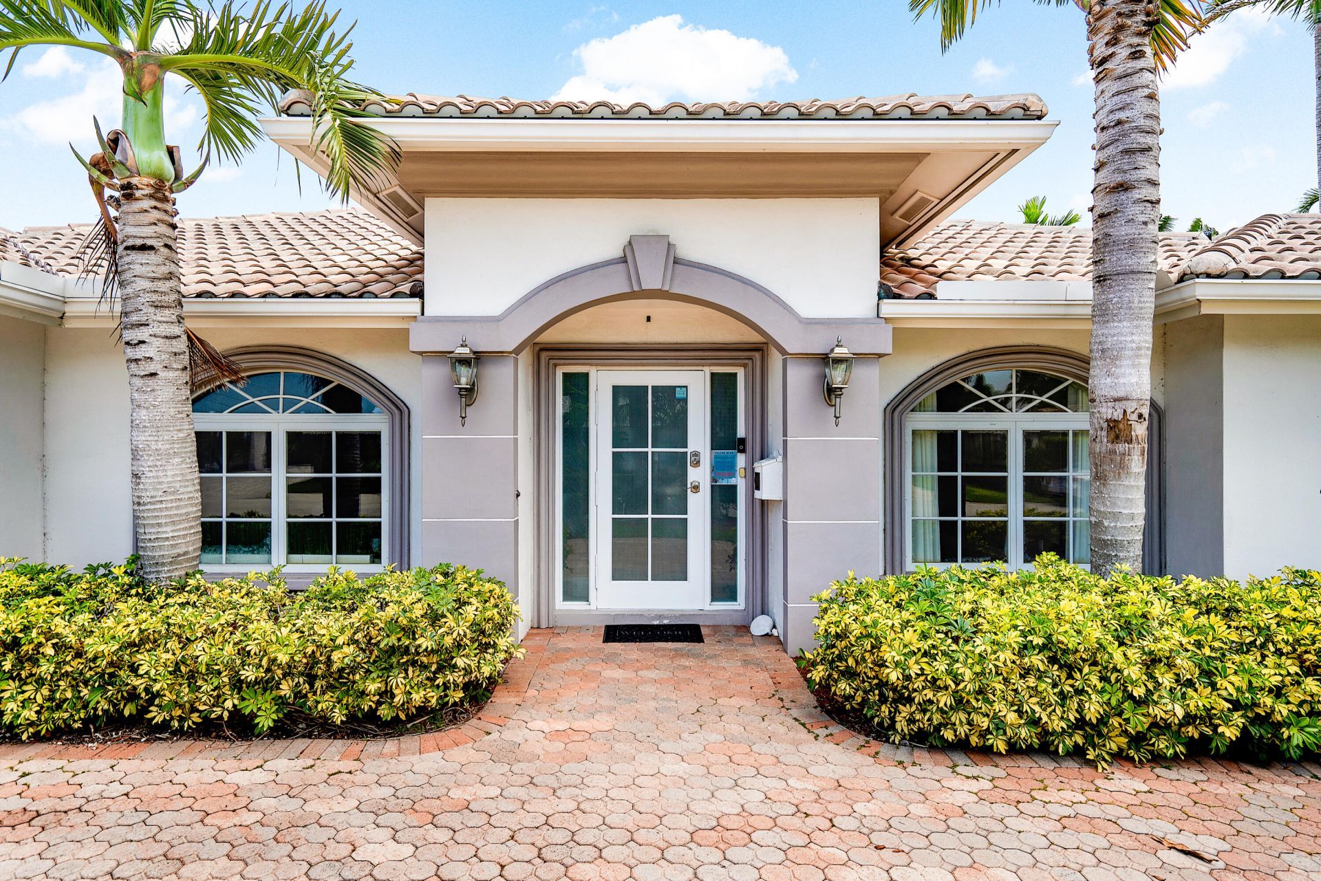 41 Castle Harbor Island, Fort Lauderdale, FL 33308 Photo