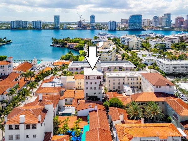 9 Via Parigi, Palm Beach, FL 33480