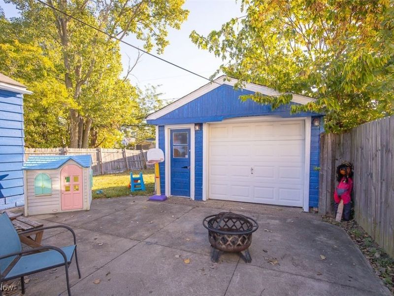 147 Bellfield Avenue, Elyria, OH 44035 Photo 29