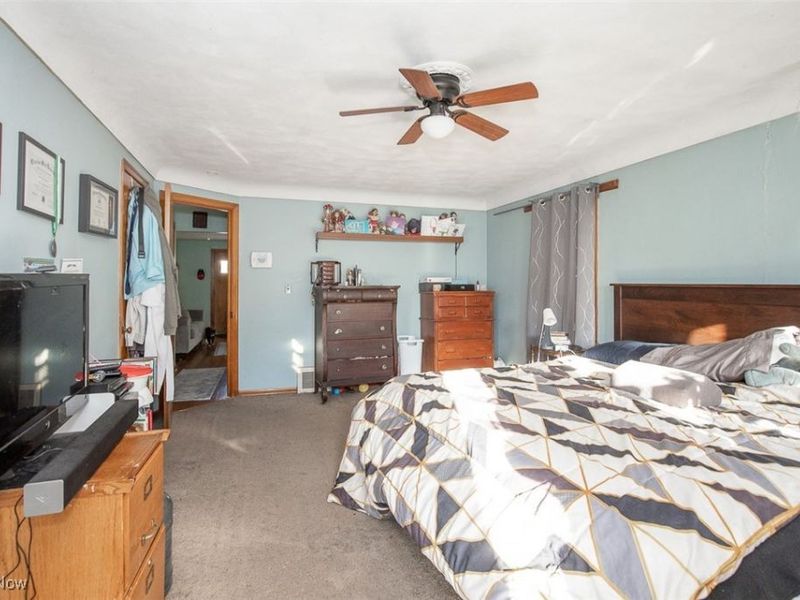 147 Bellfield Avenue, Elyria, OH 44035 Photo 8