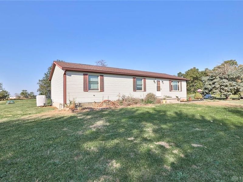 1861 OH-72, Silvercreek Township, OH 45335 Photo 2