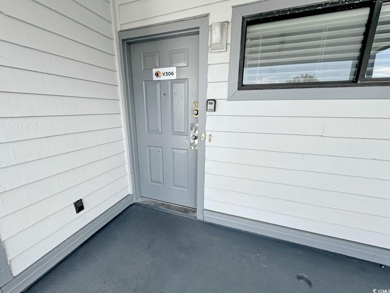 2000 Ocean Blvd. S Photo 17