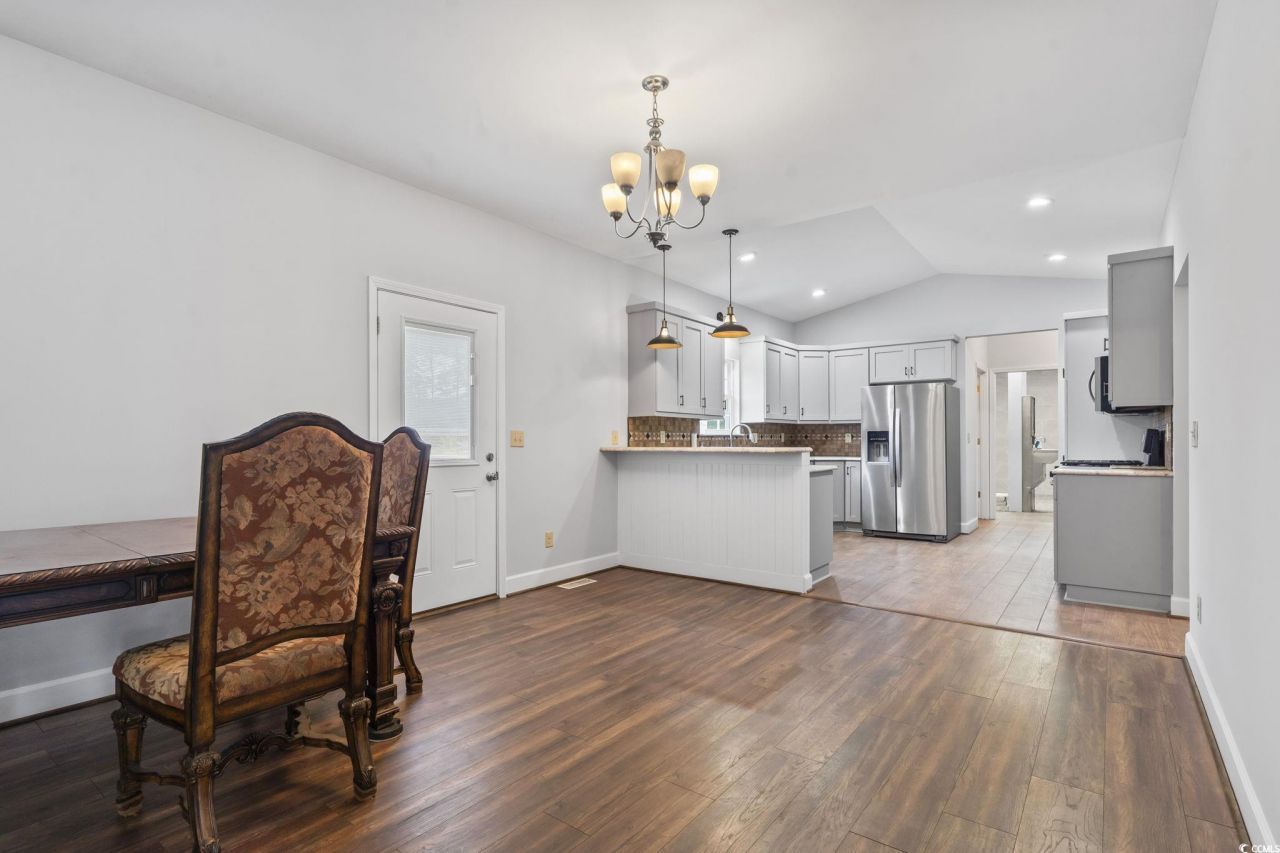 1585 Daisy Rd. Photo 14