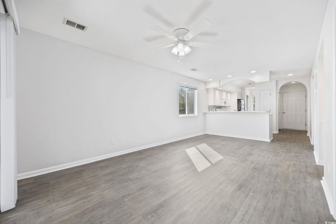 4430 Eastport Blvd. Photo 9