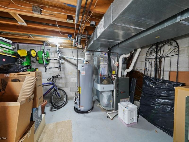 159 Royal Oak Drive, Aurora, OH 44202 Photo 32