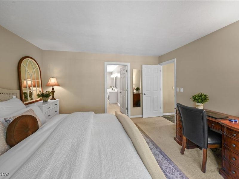 159 Royal Oak Drive, Aurora, OH 44202 Photo 7