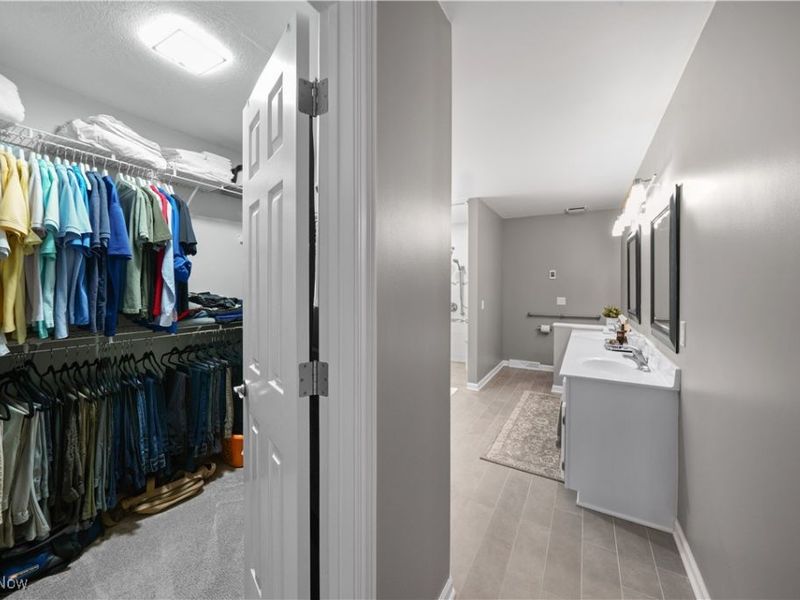 159 Royal Oak Drive, Aurora, OH 44202 Photo 8