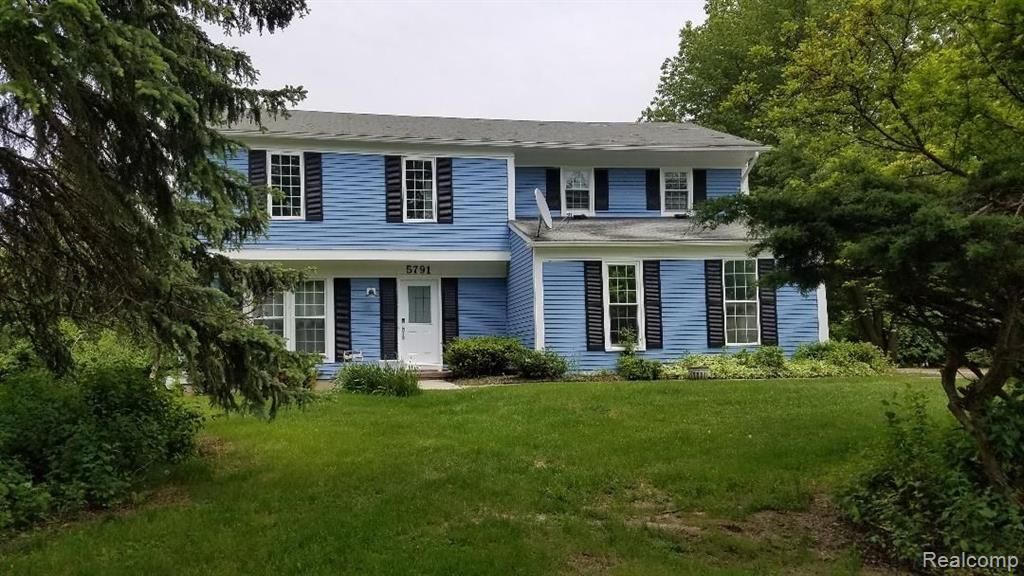 5791 Beauchamp Place, West Bloomfield Township, MI 48322 Main Photo