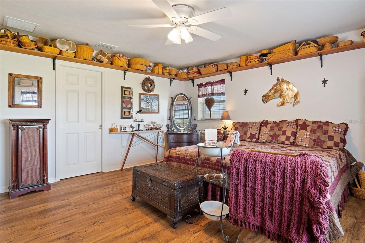 19355 SW 25th Place, Dunnellon, FL 34431 Photo