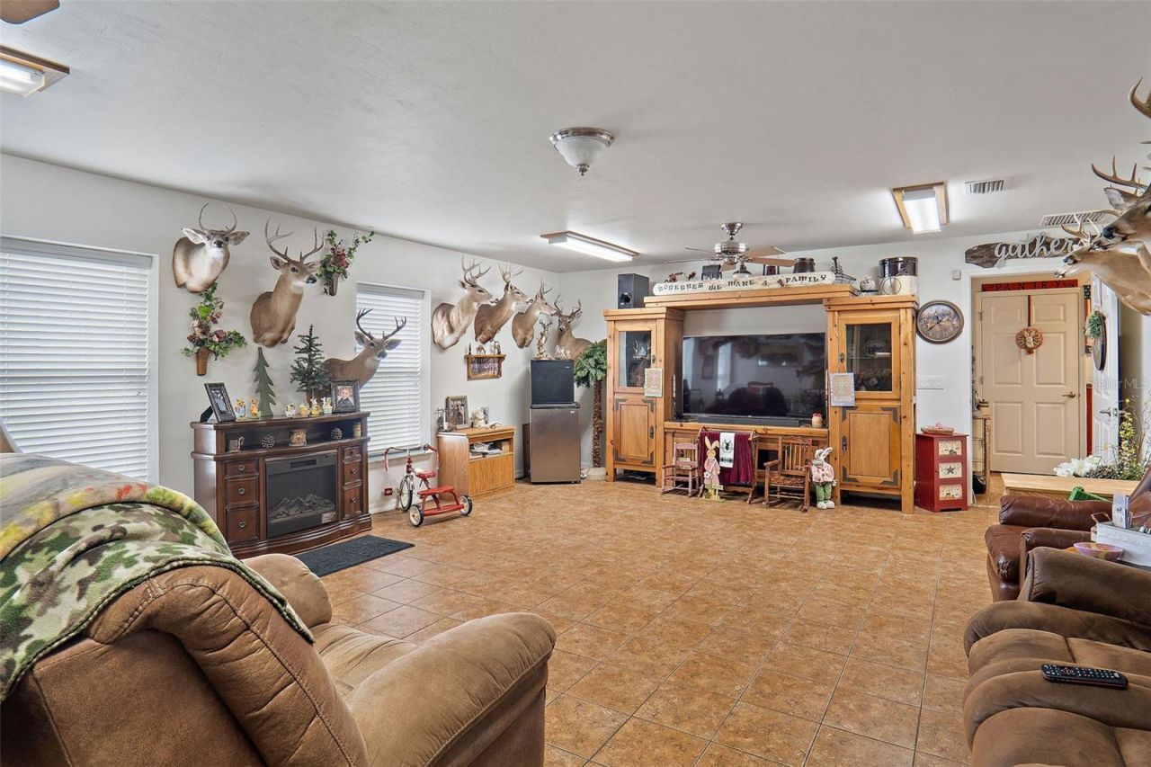 19355 SW 25th Place, Dunnellon, FL 34431 Photo