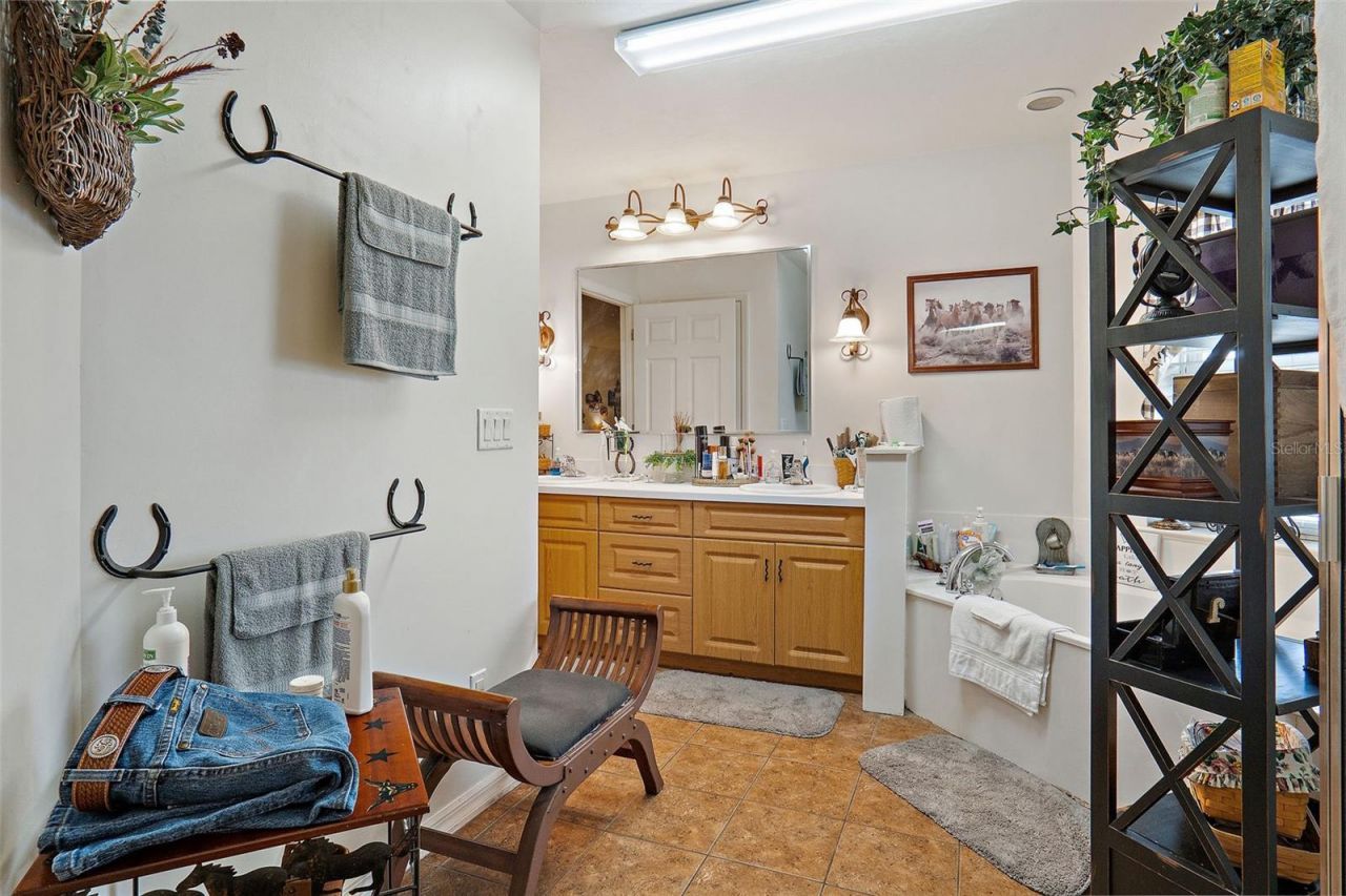 19355 SW 25th Place, Dunnellon, FL 34431 Photo