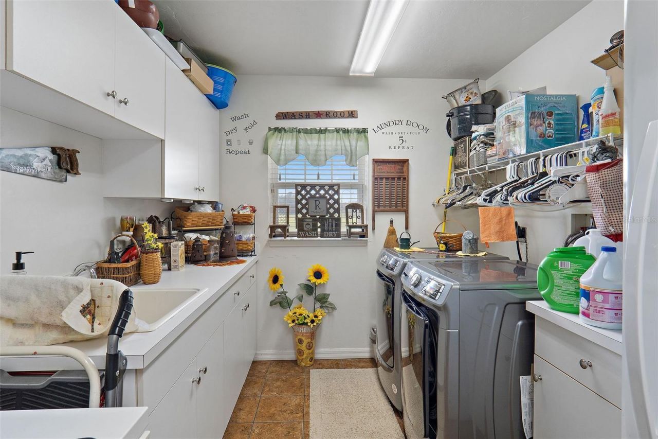 19355 SW 25th Place, Dunnellon, FL 34431 Photo