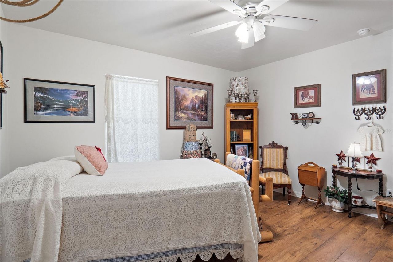 19355 SW 25th Place, Dunnellon, FL 34431 Photo