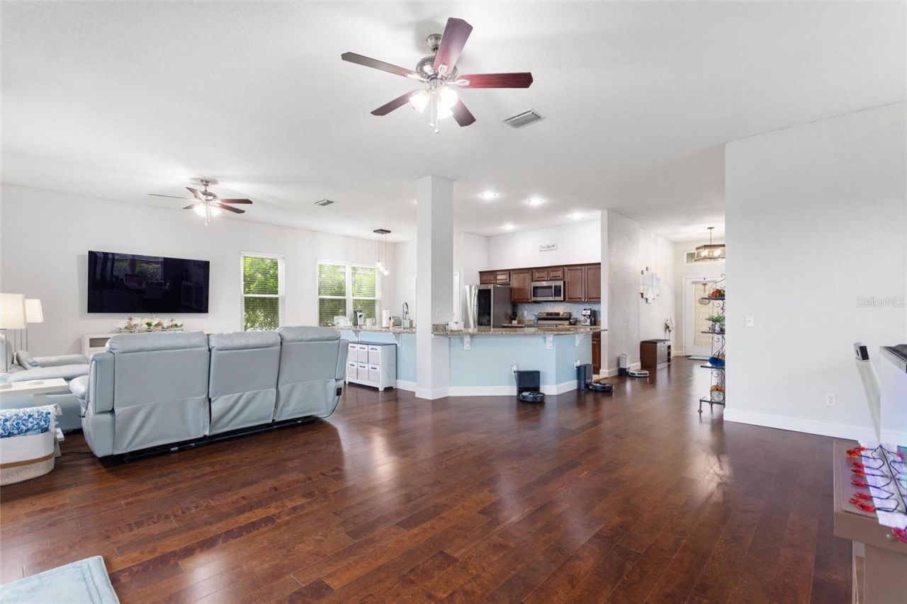 5104 52nd Avenue W, Bradenton, FL 34210 Photo