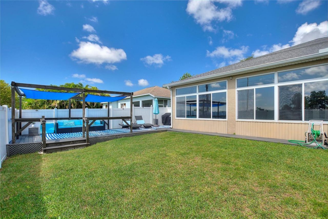 5104 52nd Avenue W, Bradenton, FL 34210 Photo