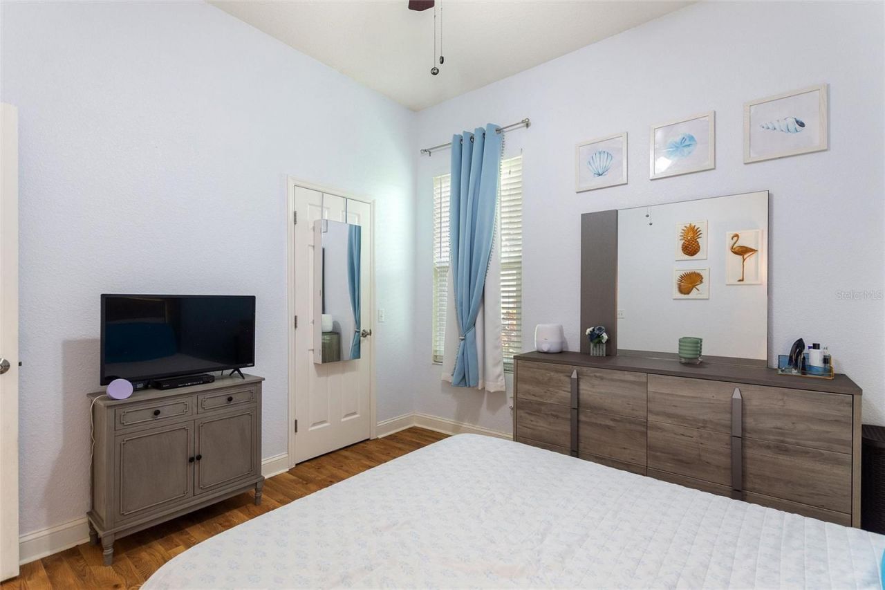 5104 52nd Avenue W, Bradenton, FL 34210 Photo