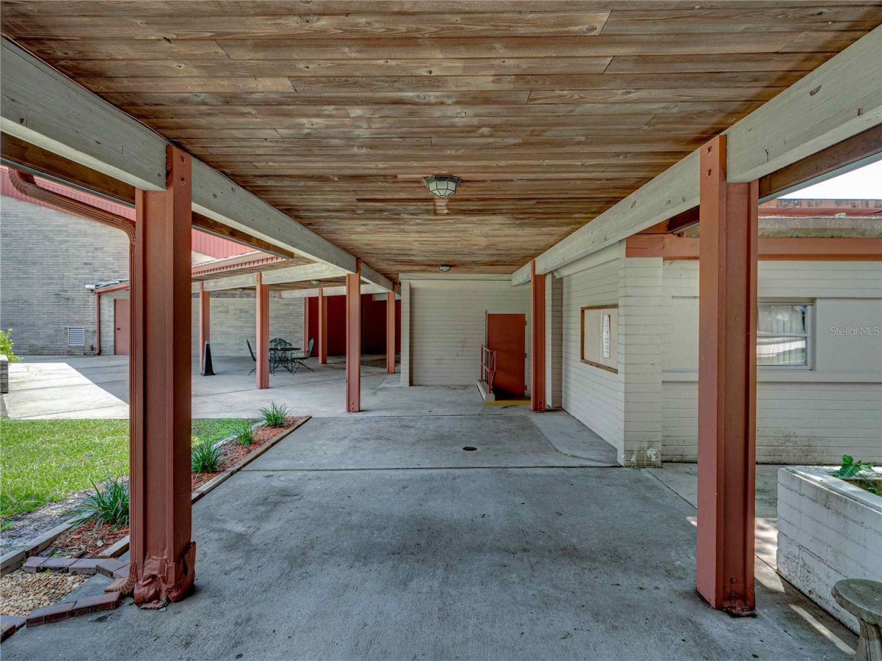 211 Easton Drive, Lakeland, FL 33803 Photo