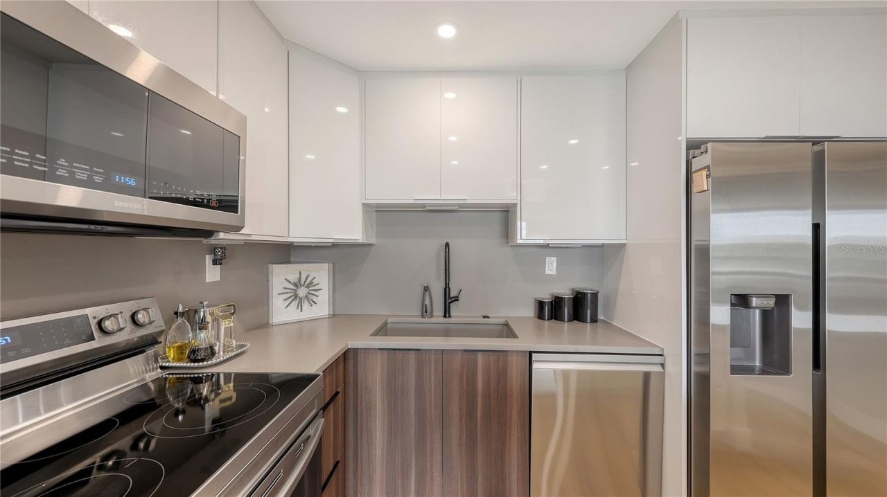 707 S Gulfstream Avenue, Unit 604, Sarasota, FL 34236 Photo