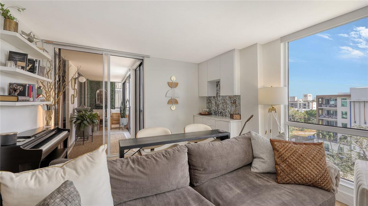 707 S Gulfstream Avenue, Unit 604, Sarasota, FL 34236 Photo