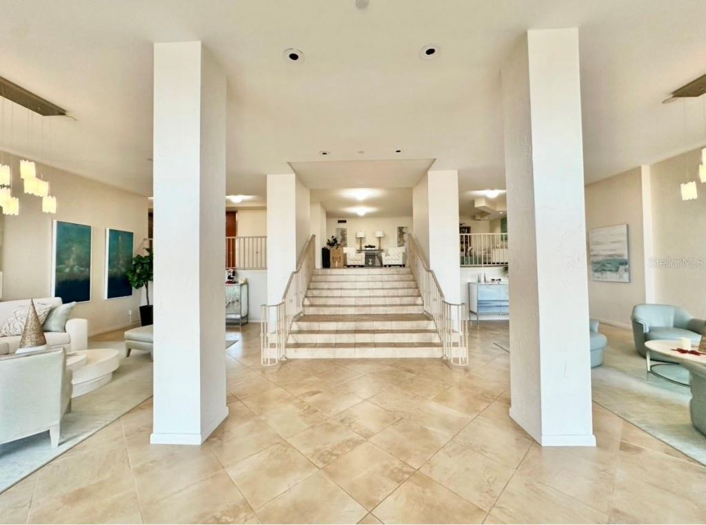 707 S Gulfstream Avenue, Unit 604, Sarasota, FL 34236 Photo