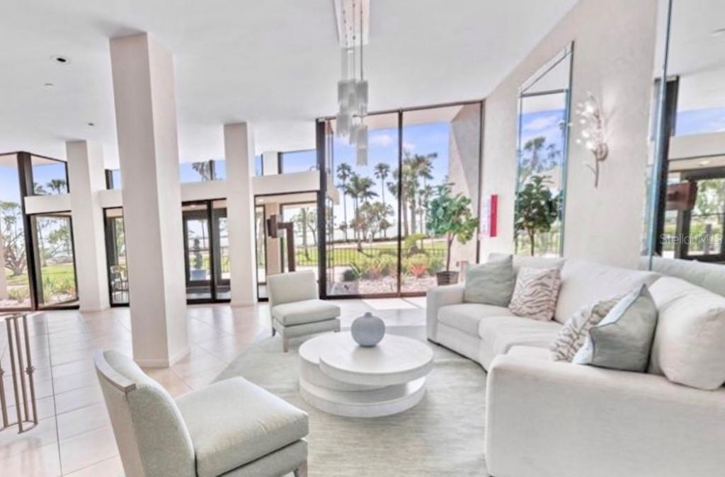 707 S Gulfstream Avenue, Unit 604, Sarasota, FL 34236 Photo